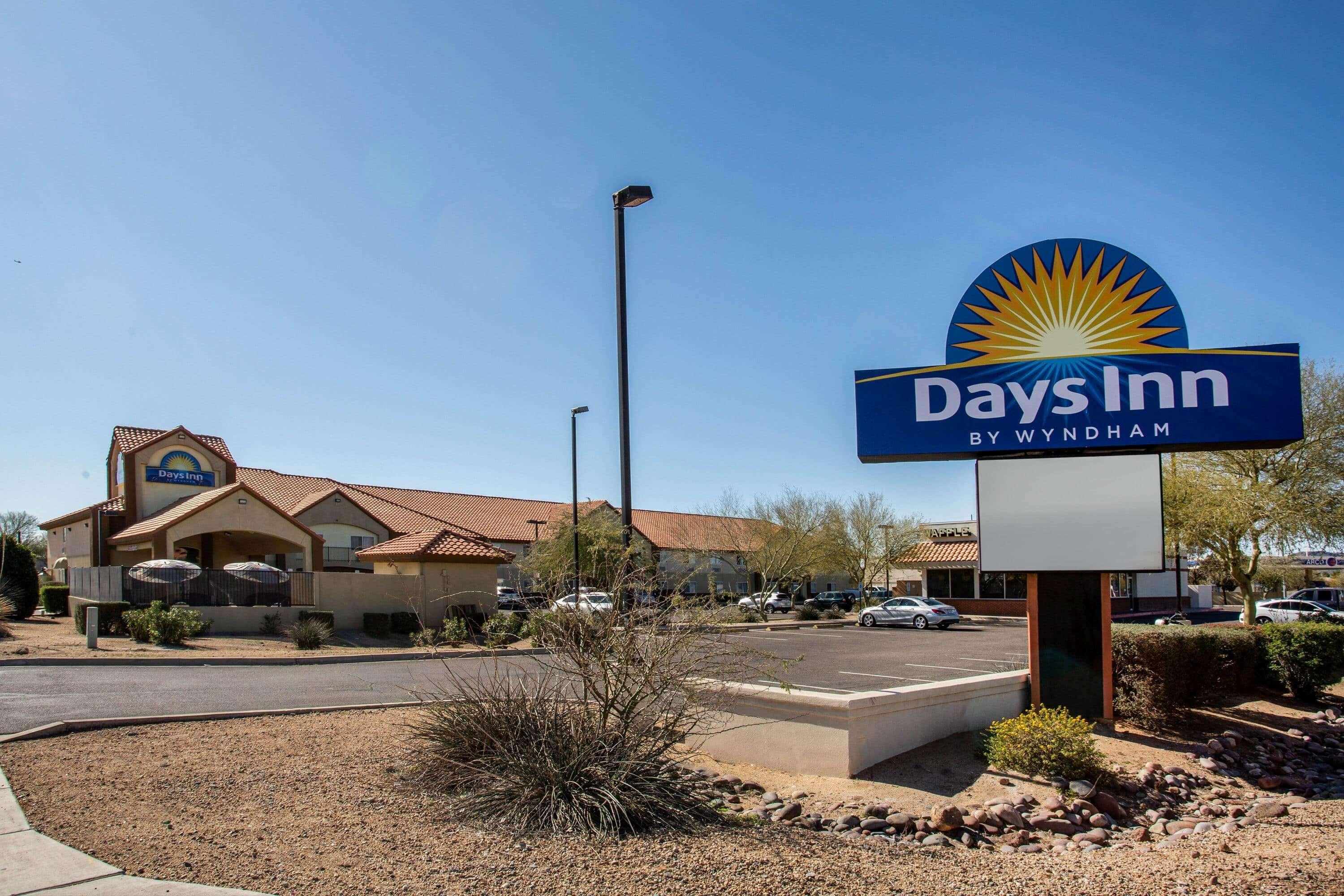 Days Inn By Wyndham Phoenix North Eksteriør bilde