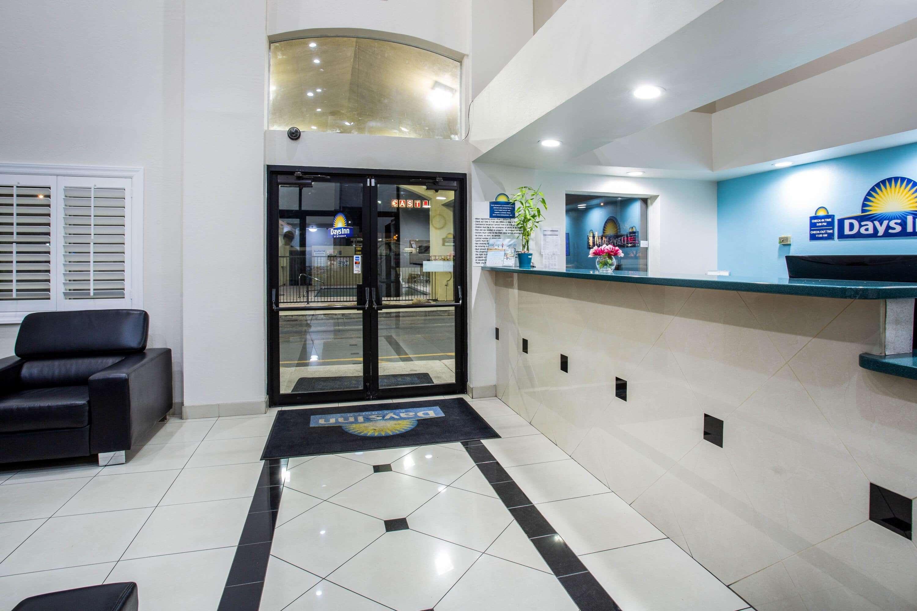 Days Inn By Wyndham Phoenix North Eksteriør bilde